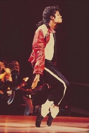 Michael Jackson Height Weight Body Measurements | Celebrity Stats