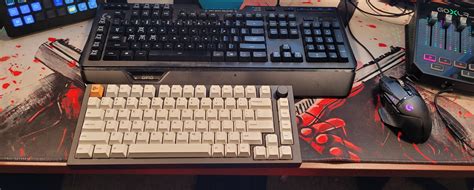 Got My First Decent Keyboard Prebuilt Gmmk Pro Much Better Than My