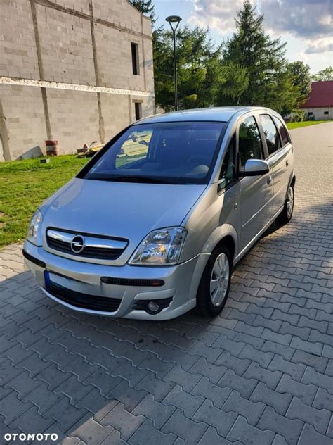 Używane Opel Meriva 13 800 PLN 123 000 km Otomoto