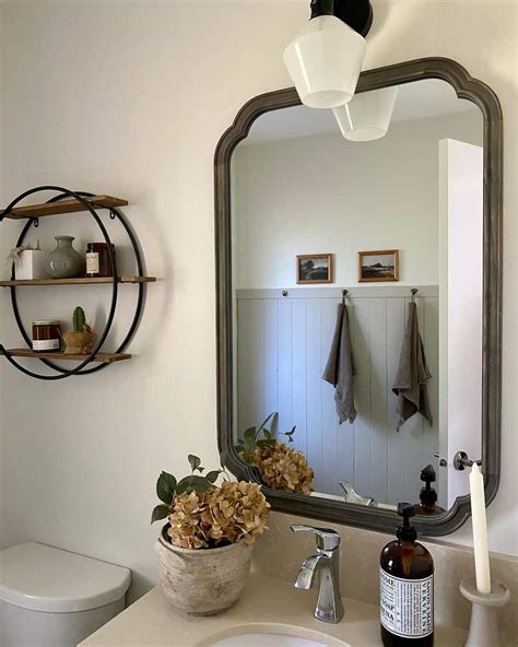 Clever Ways To Incorporate Farmhouse Bathroom D Cor