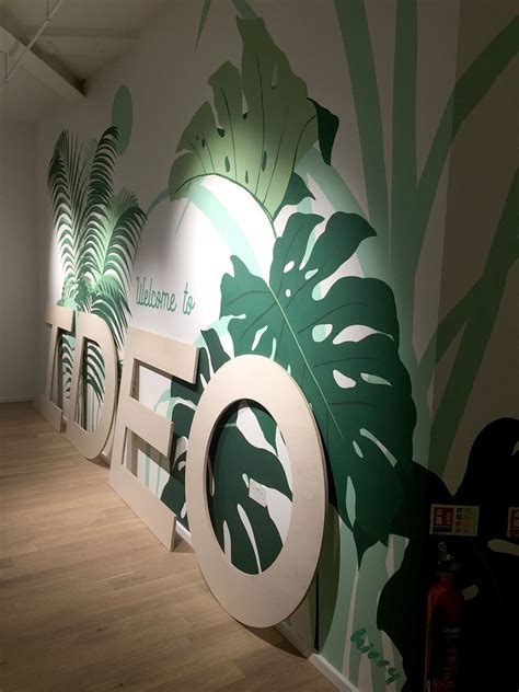 Leafy Fresh Green Mural For The Welcome Wall Ideo In Clerkenwell