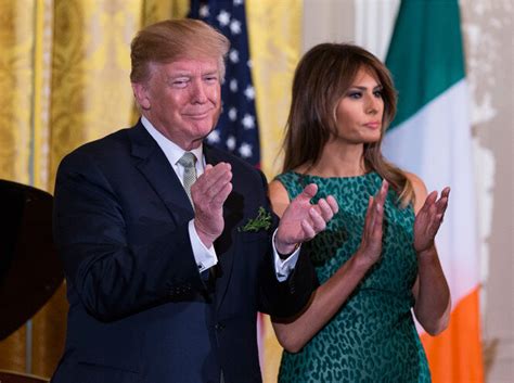 Как изменился язык тела Дональда и Мелании Трамп (особенно после ...