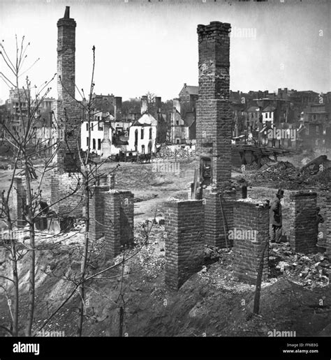 Civil War Richmond 1865 Nchimneys Amidst The Ruins In The Burned