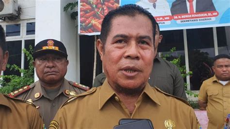 Plh Gubernur Papua Ingatkan Kepala Daerah Jaga Keamanan Jelang Pemilu