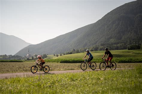 Val Di Vizze Valle Incontaminata Dove Trascorrere L Estate Actionsport