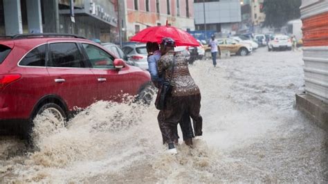 Semana De Fortes Chuvas Em Luanda Provocam Pelo Menos Dez Mortos