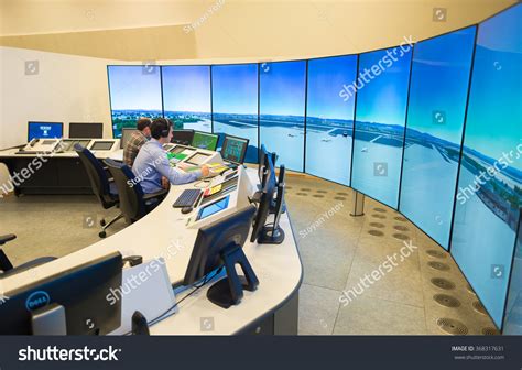 Air Traffic Controllers Air Traffic Simulator Stock Photo 368317631 | Shutterstock