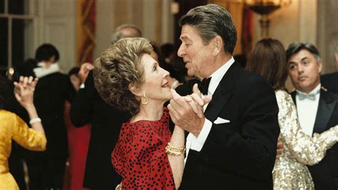 On This Day In History November 6 1984 Ronald Reagan Wins Re