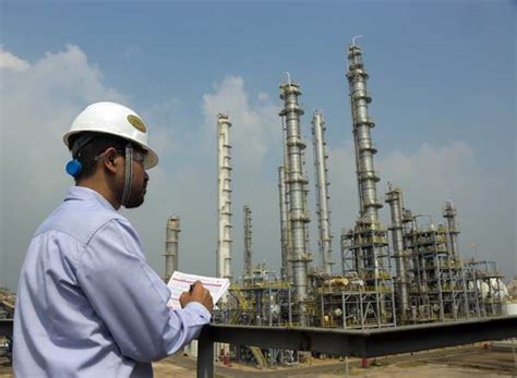 Industri Petrokimia Butuh Tambahan Investasi Ekonomi Bisnis