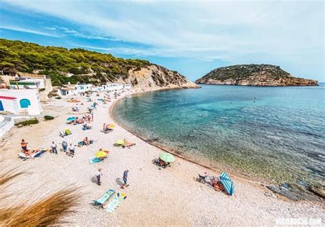 La increíble Cala Granadella en Jávea cómo llegar y aforo