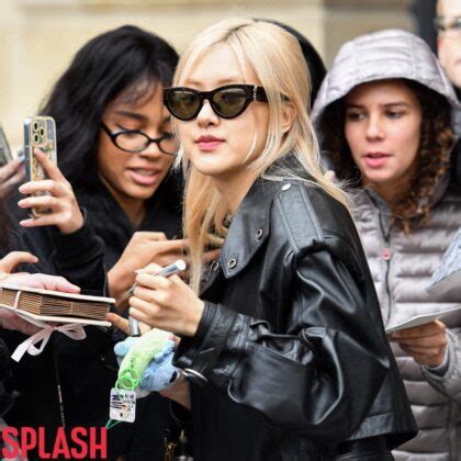 Blackpink Ros S Stunning Lingerie Look For Ysl S Paris Fashion Show Makes Waves Koreaboo