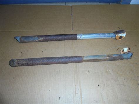 1976-1986 JEEP CJ7 HARD TOP LIFTGATE STRUTS W/BRACKET PAIR – One Jeep | Jeep Parts | Sell Used ...