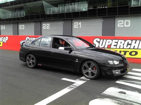 2004 Holden Commodore Vy Series Ii Gts 300 Vygts300series2 Shannons