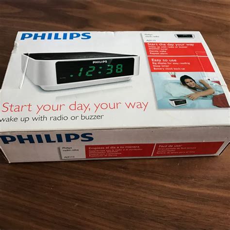 Philips Clock Radio, Car Accessories on Carousell