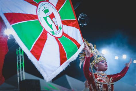 Protegidos da Princesa Isabel fica em quarto na série Prata do carnaval