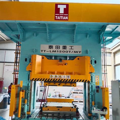 FRP Water Tank Water Storage Tank Hydraulic Hot Forming Press Machine SMC Water Tank Press And