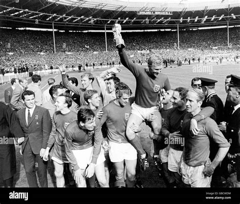 1966 world cup final trophy Black and White Stock Photos & Images - Alamy