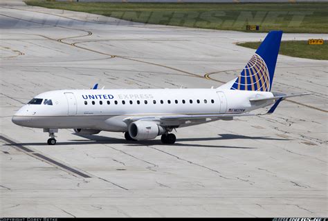 Embraer 170se Erj 170 100se United Express Shuttle America