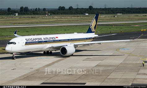 V Smc Airbus A Singapore Airlines Tolga Kabakci Jetphotos