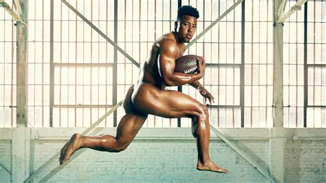 American Footballer Saqoun Barkley Naked For ESPNs Body Issue