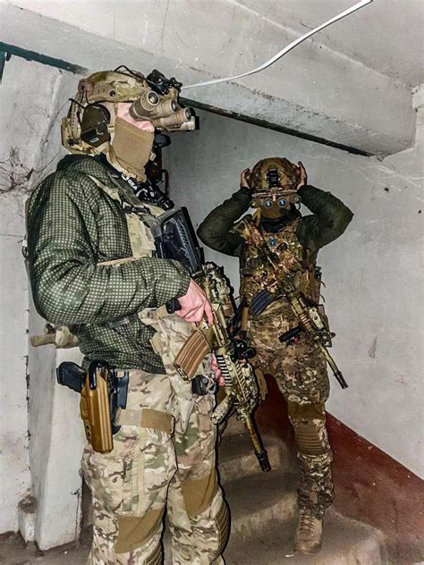 Guys From Ukrainian SOF Regiment R NightVision