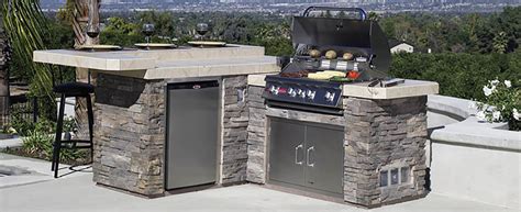 Bull Outdoor Kitchens Hot Shots Hot Tubs And Spas