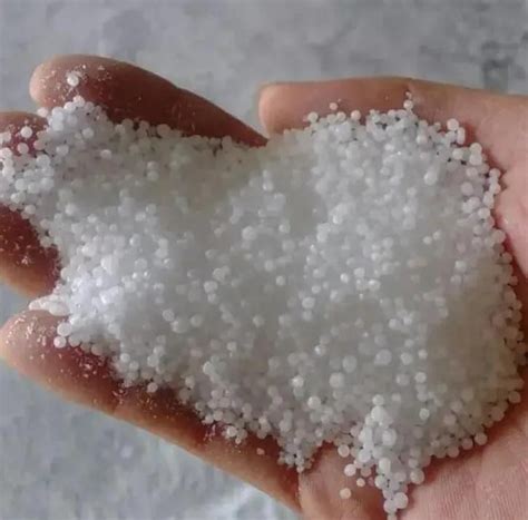 Nitrogen Fertilizer Urea 46 Prilled Granular Urea Fertilizer 46 0 0