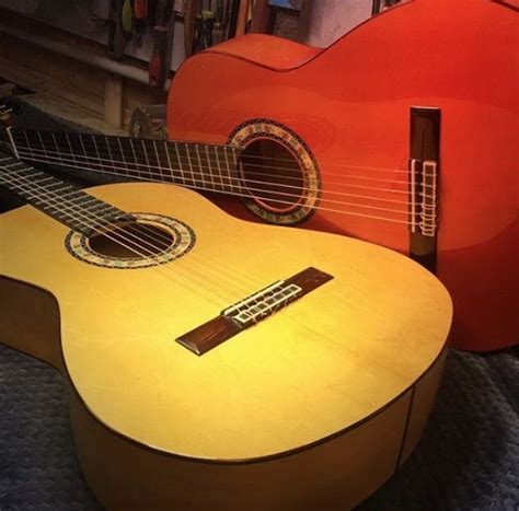 Nuestras Guitarras Conde están hechas con los mejores materiales