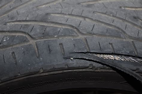 Tyre Wear Outside Edge Legal Tire Tread Wear Causes Bridgestone