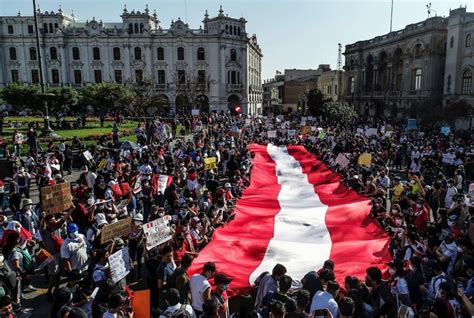 El Estancamiento De La Democracia En El Perú Idehpucp