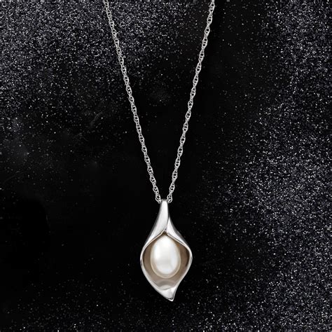 65 7mm Cultured Pearl Teardrop Pendant Necklace In Sterling Silver