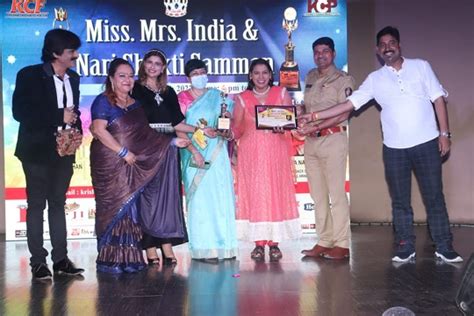 Kudos To Showman Dr Krishna Chouhan F R Miss And Mrs India And Nari