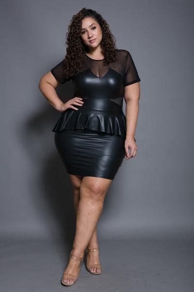 Women Fashion Blog Offering Comprehensive Guides And Recommendations In 2024 Curvy Fashion