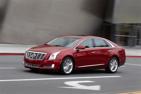 Cadillac XTS AWD Platinum 2013 Road Test