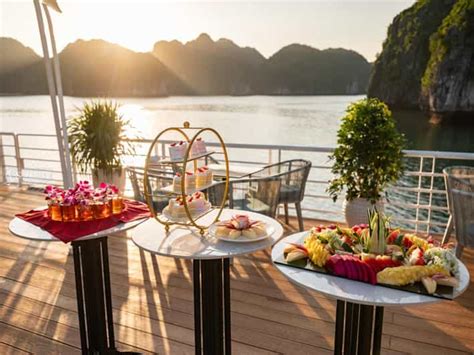 Von Hanoi Aus Cat Ba Island Und Lan Ha Bay Tagestour GetYourGuide