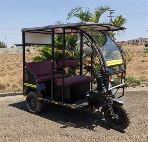 Black Electric Rickshaw Three Wheeler At Rs 175000 Mini Metro E