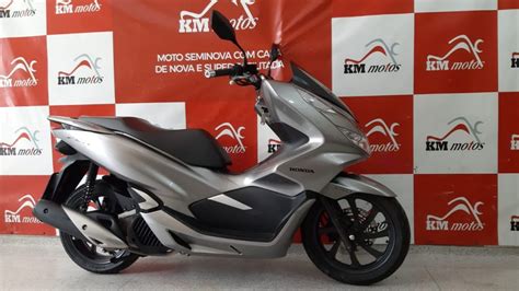 Honda Pcx Prata Km Motos Sua Loja De Motos Seminovas