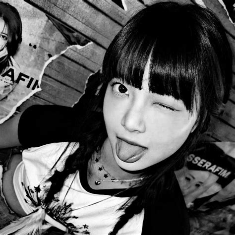 𝗂𝖼𝗈𝗇 𝖾𝗎𝗇𝖼𝗁𝖺𝖾 𝖻𝗅𝖺𝖼𝗄 𝗐𝗁𝗂𝗍𝖾 Ulzzang Punk Black And White Icon Inspo