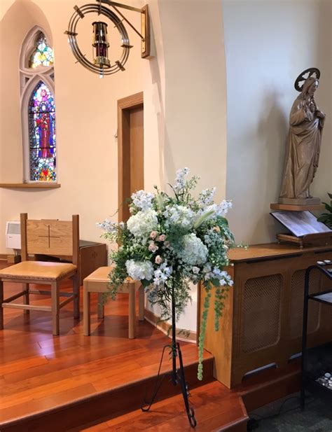 Church Pedestal Arrangement Buy Online Or Call 0141 779 2836