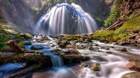 Oregon Waterfalls | Oregon Lucked Out With Waterfalls