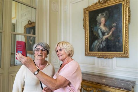 Versailles Marie Antoinette Afternoon Guided Tour With Petit Trianon