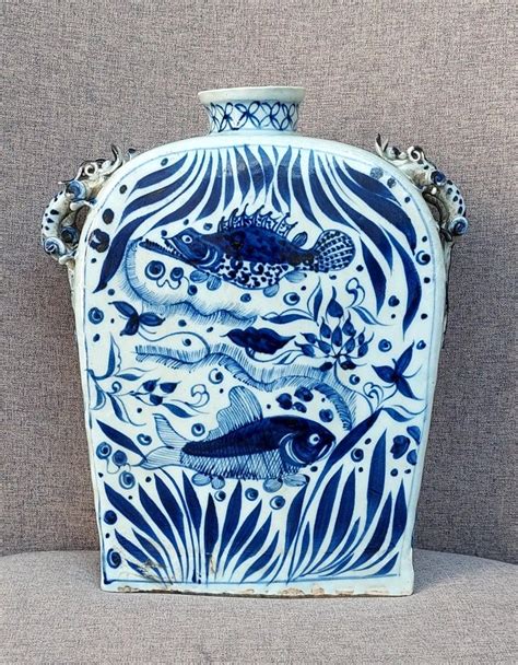 Vas Antik Ming Dynasty Motif Ikan On Carousell