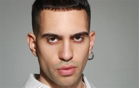 Anticipazioni Sanremo 2024 il look di Mahmood sorprenderà tutti