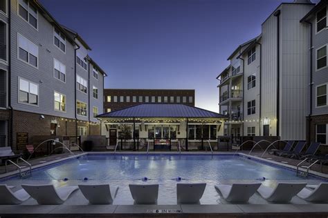 BROADSTONE JUNCTION — BROCK HUDGINS ARCHITECTS