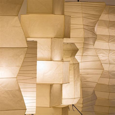 你也许不知道日裔美籍艺术家野口勇但一定见过他创作的灯 Isamu Noguchi He s Beautiful Paper Design