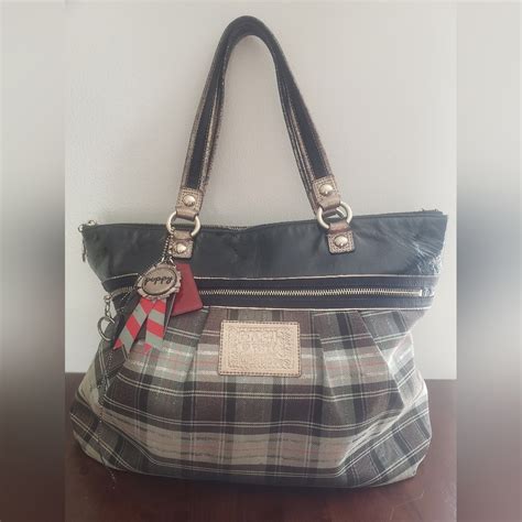 Coach Poppy Shoulder Bag Gem