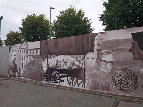 Historyczny Mural Powstaje W Warcie Pierwszy W Historii Miasta Zdj Cia