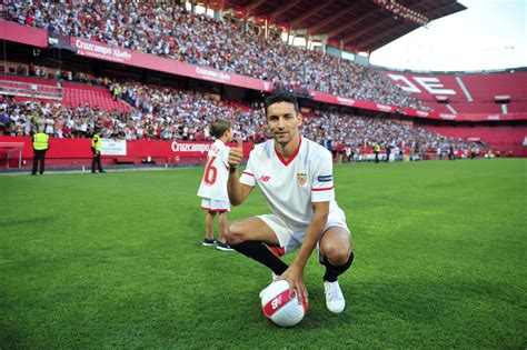 Jesús Navas Se Convierte En Leyenda Del Sevilla Fc Grada3 Com