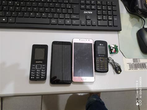 Policiais penais apreendem quatro aparelhos celulares no presídio de