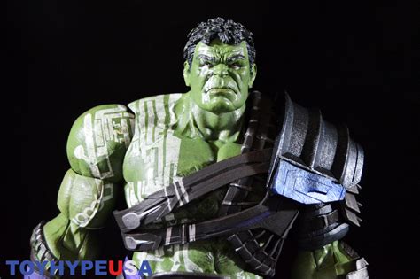 Diamond Select Toys Marvel Select Thor Ragnarok Gladiator Hulk Figure